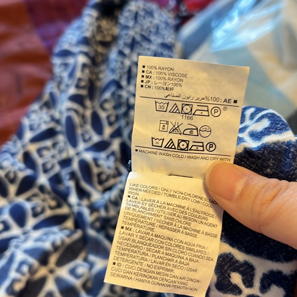 XL Old Navy blue and White Geometric Print Dress - Picture 4 of 4